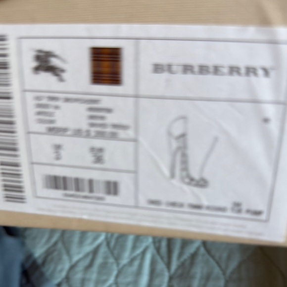 Burberry Designer Heels - Picture 1 of 9